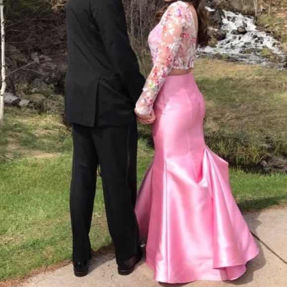Prom Dress - Picture 2 of 3